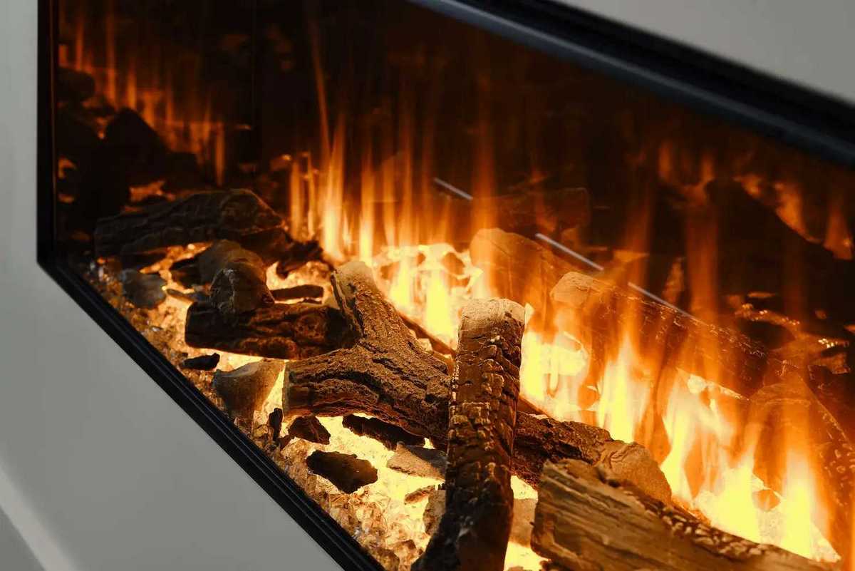 Электрокамин BRITISH FIRES New Forest 1900 with Signature logs - 1900 мм